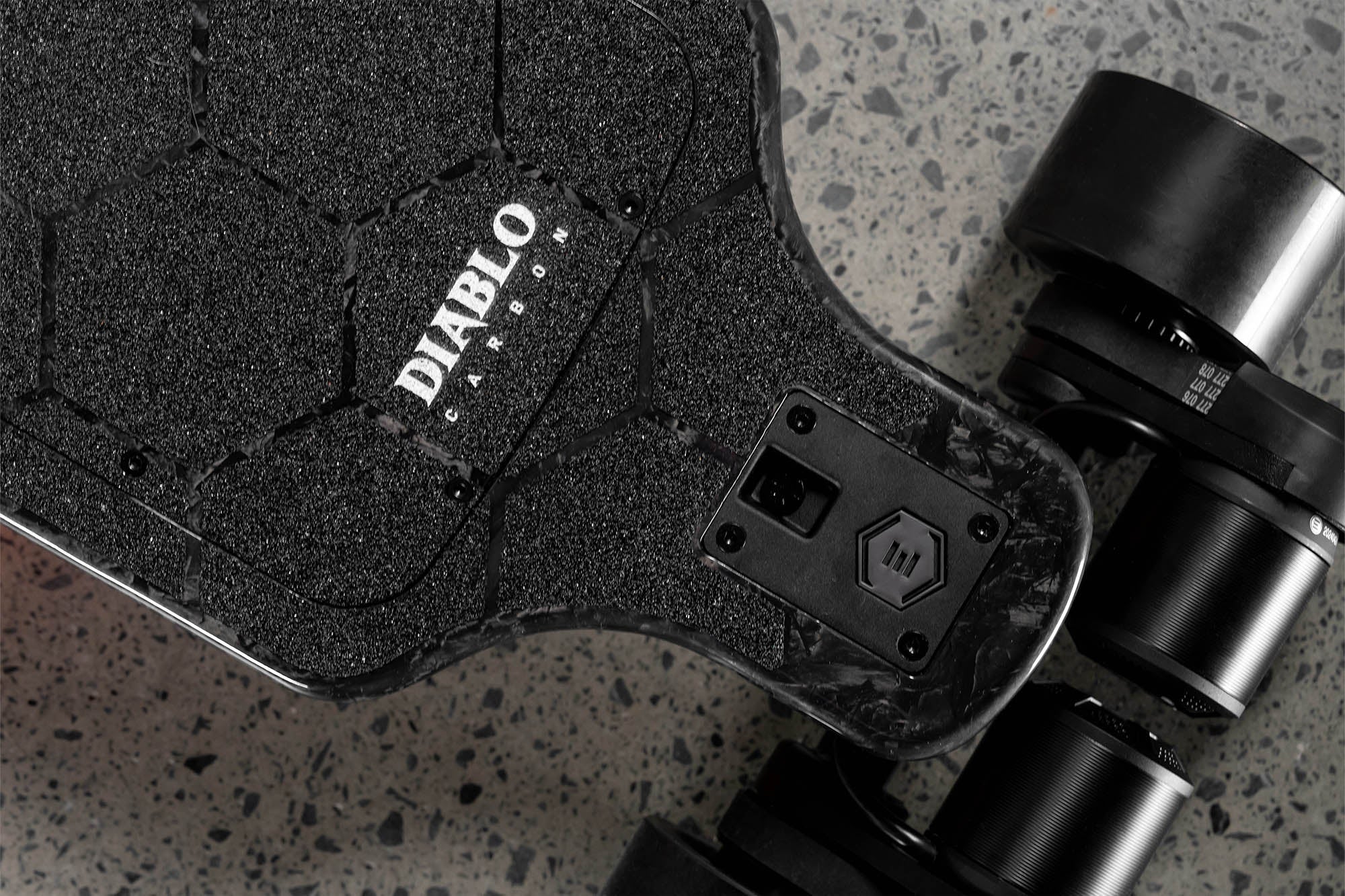 Diablo Carbon Street - Image 9