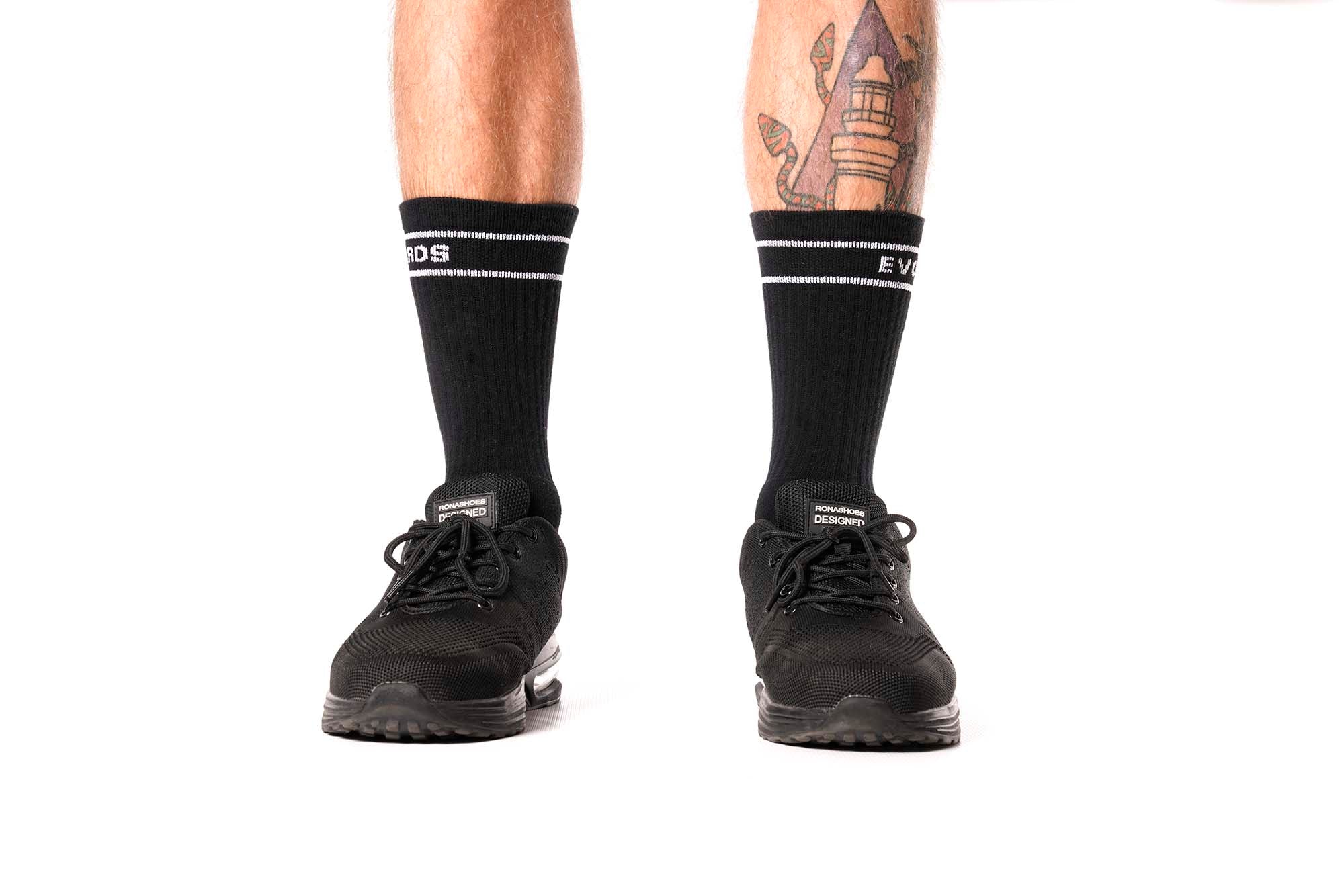 Earth 2 Pack Crew Socks - Image 17