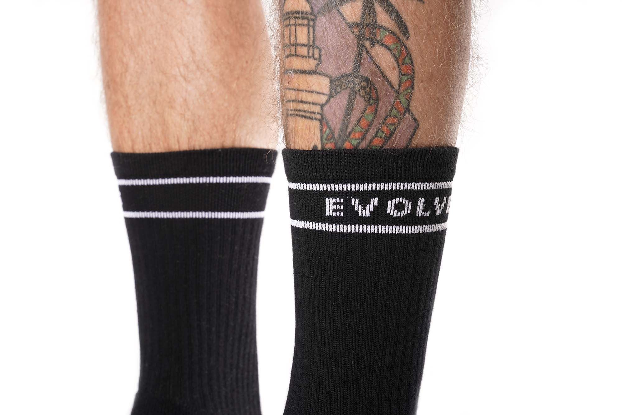 Earth 2 Pack Crew Socks - Image 8