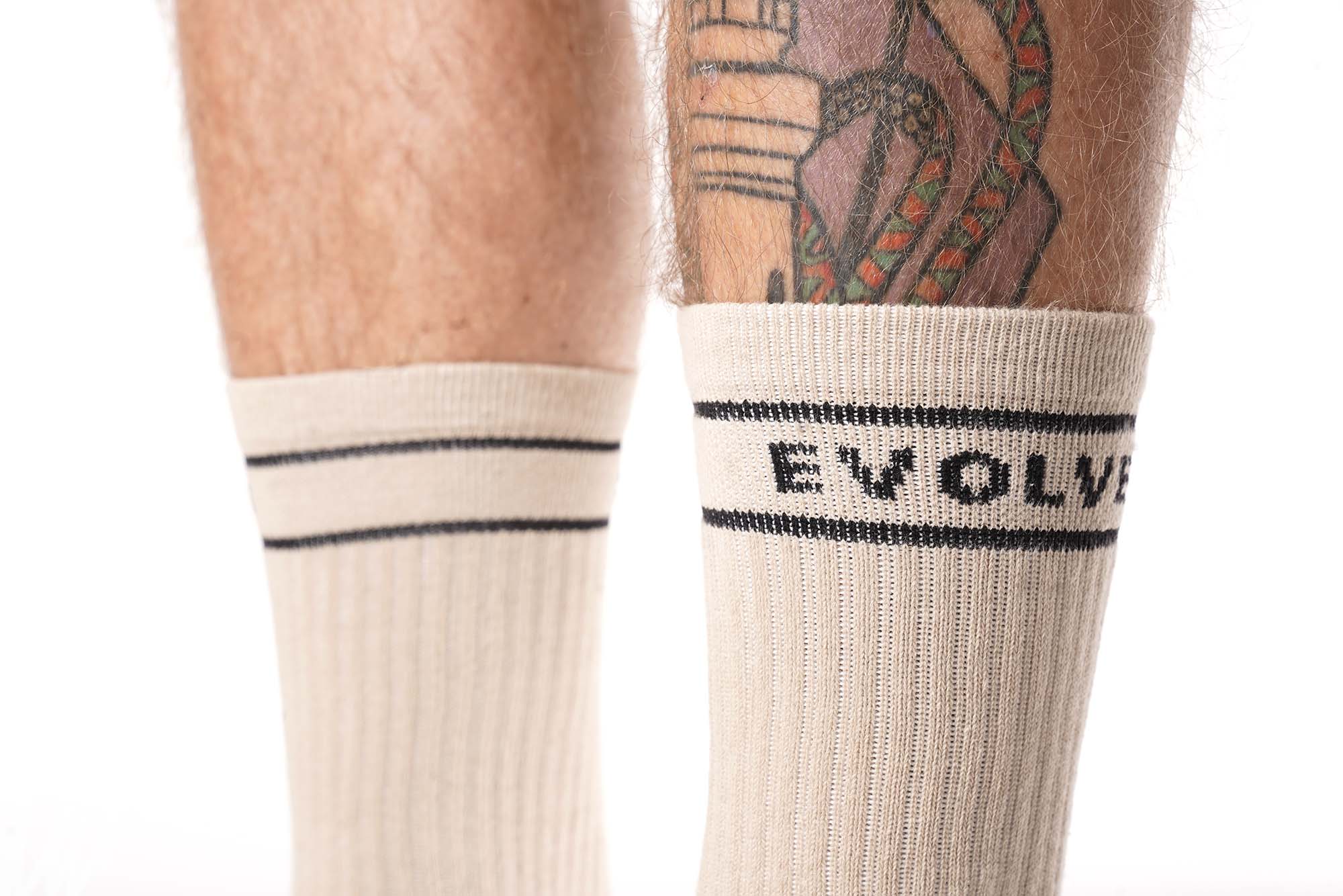 Earth 2 Pack Crew Socks - Image 9