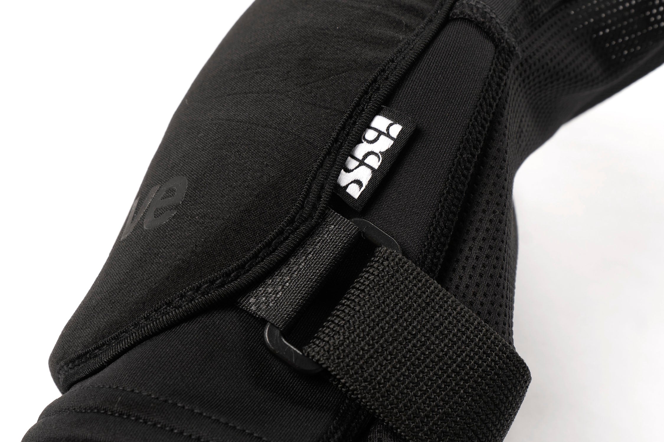 Evolve iXS Safety Guards | Elbow Pads - Image 4