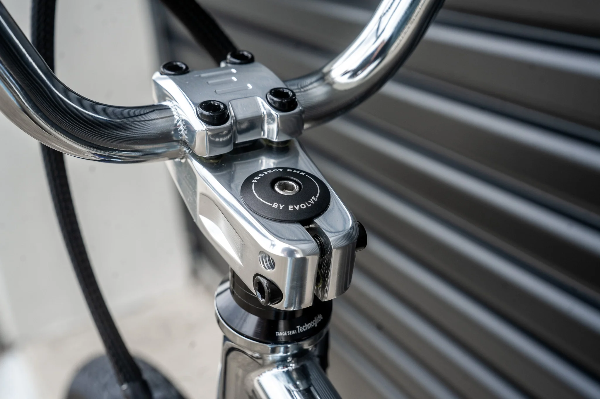 Project BMX Chrome Blue: The Electric BMX Bike by Evolve - Image 12
