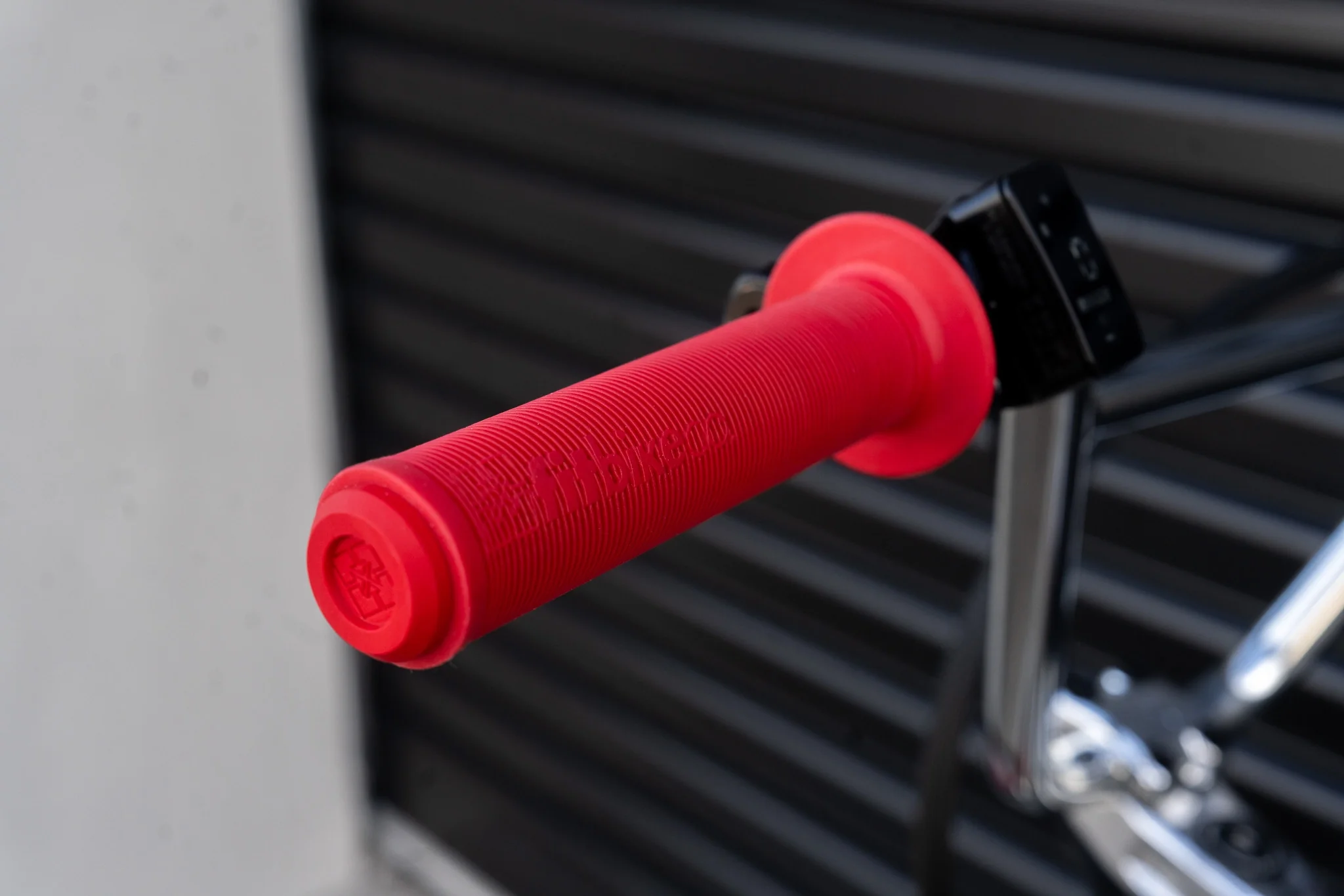 Project BMX Chrome Red: The Electric BMX Bike by Evolve - Image 7