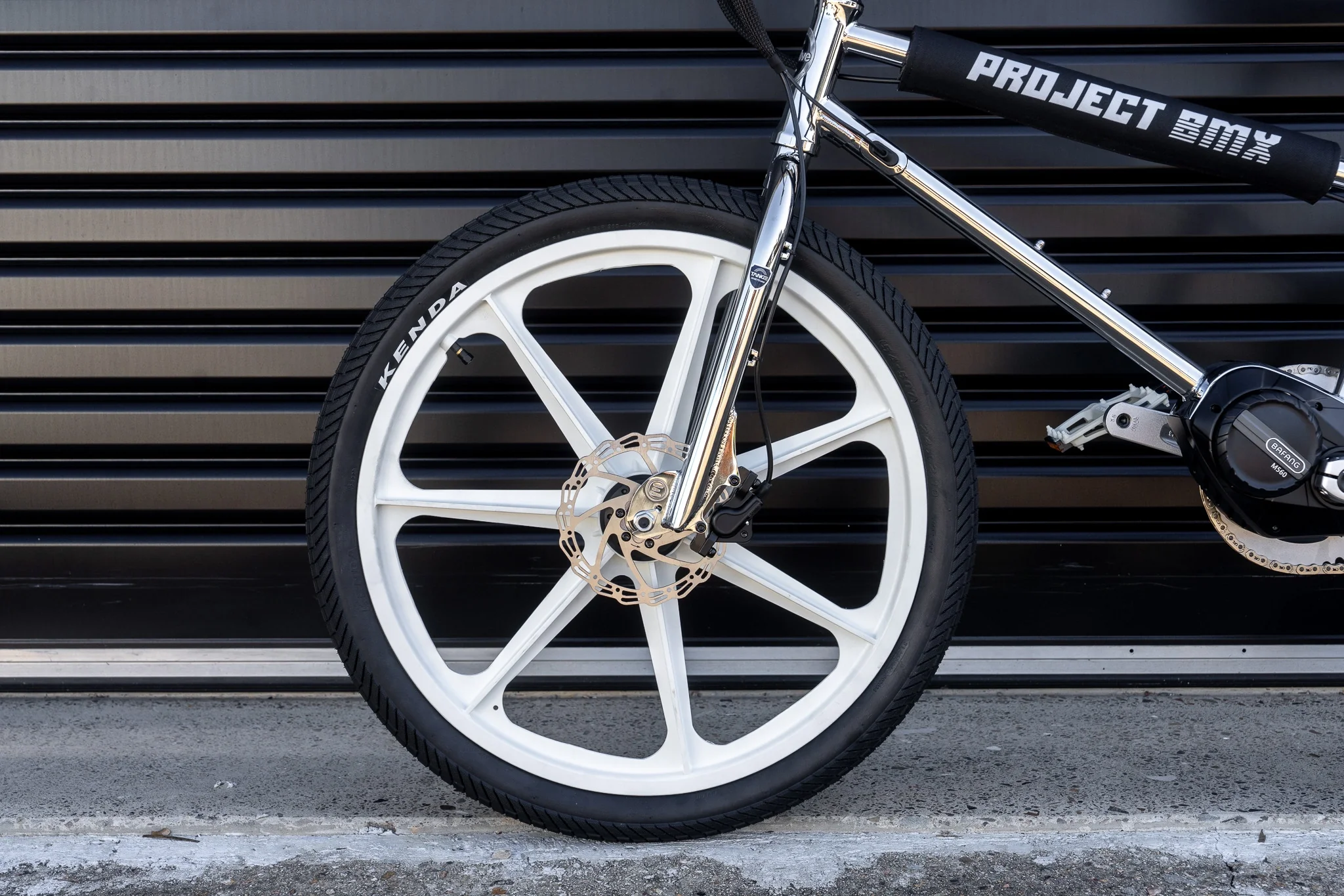 Project BMX Chrome White: The Electric BMX Bike by Evolve - Image 6