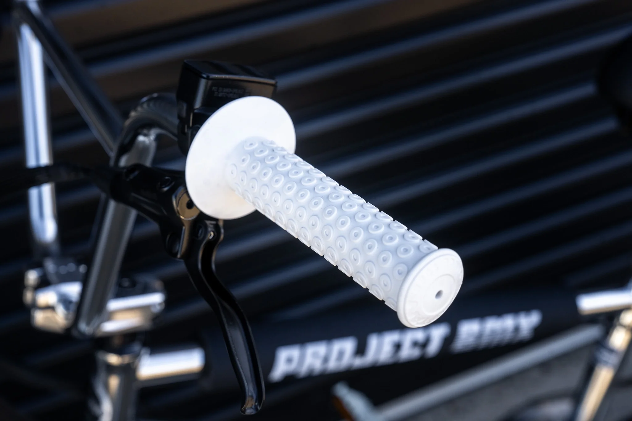 Project BMX Chrome White: The Electric BMX Bike by Evolve - Image 9